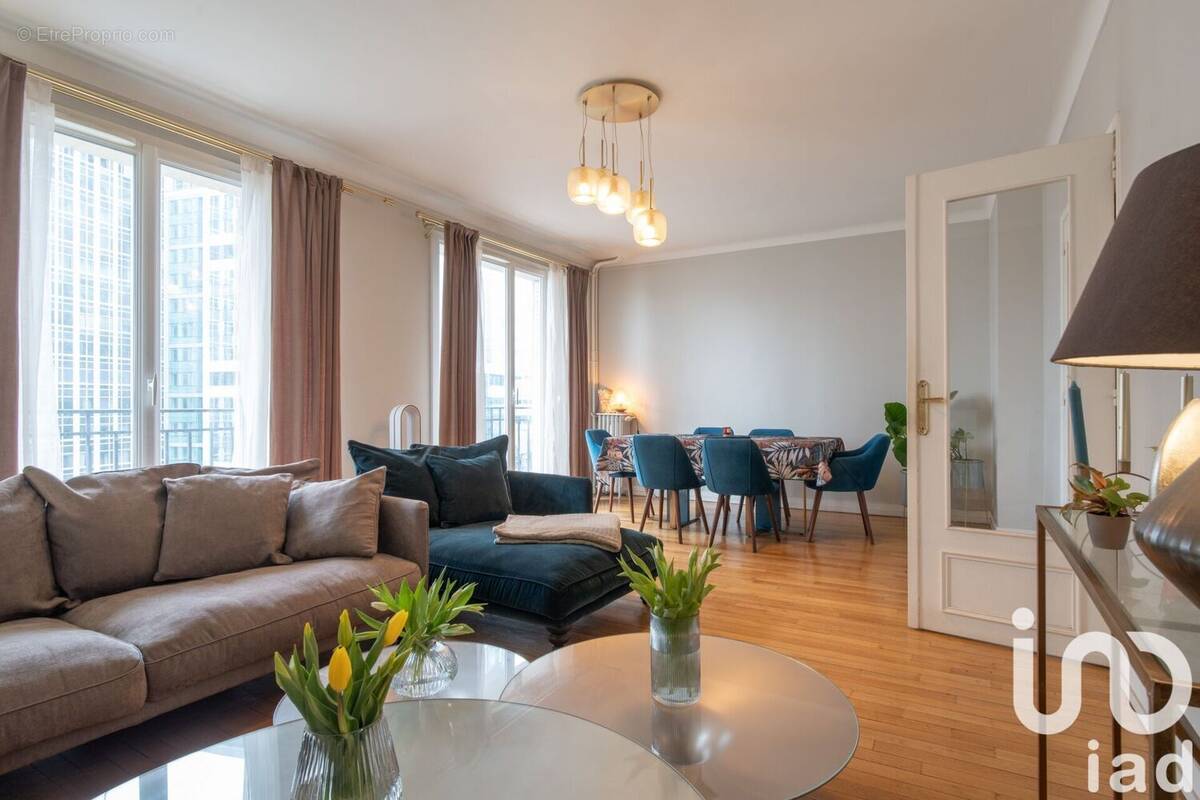 Photo 1 - Appartement à PARIS-15E