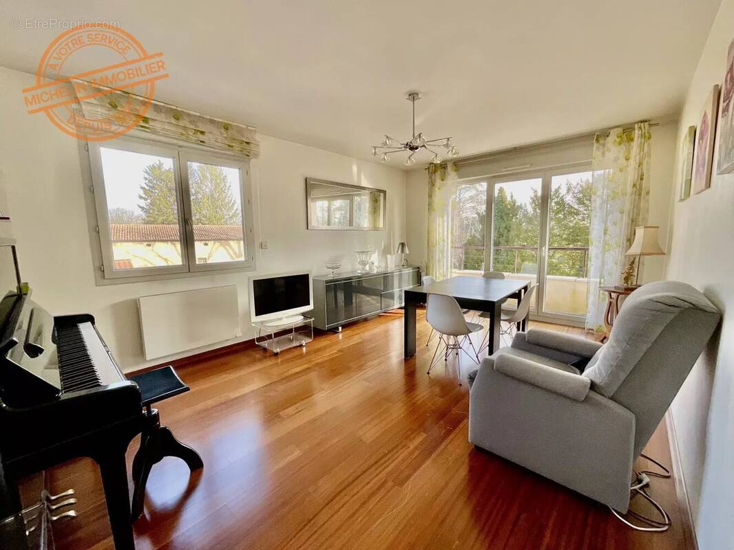 Appartement à CHAMPAGNE-AU-MONT-D&#039;OR