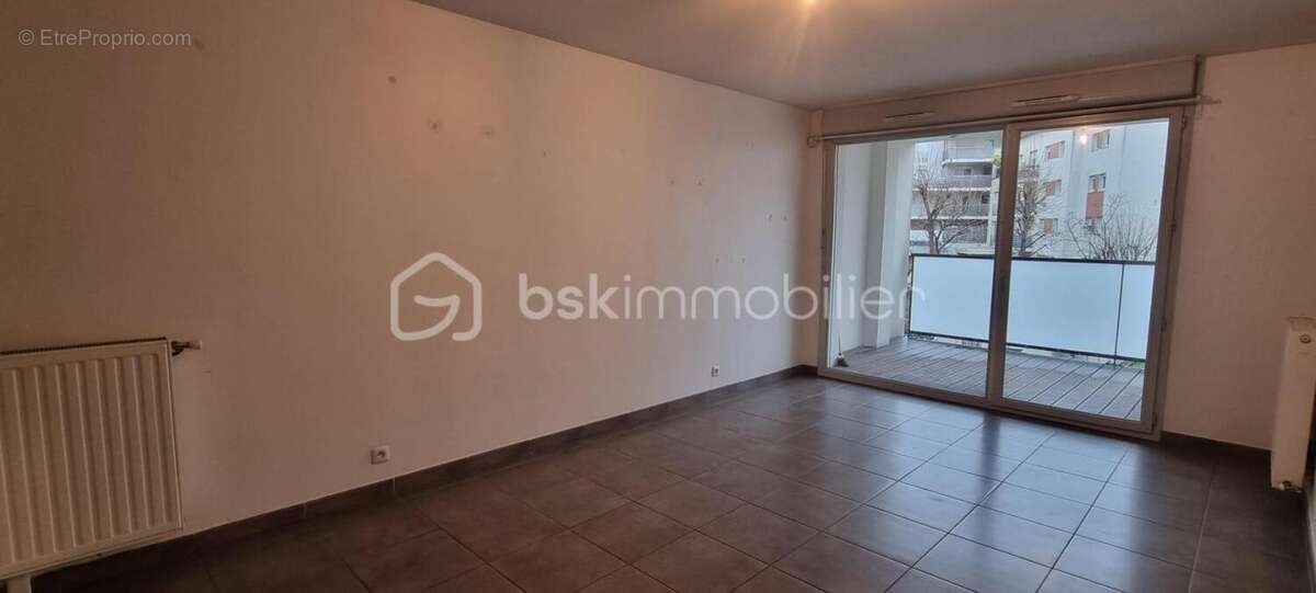 Appartement à LE BOURGET