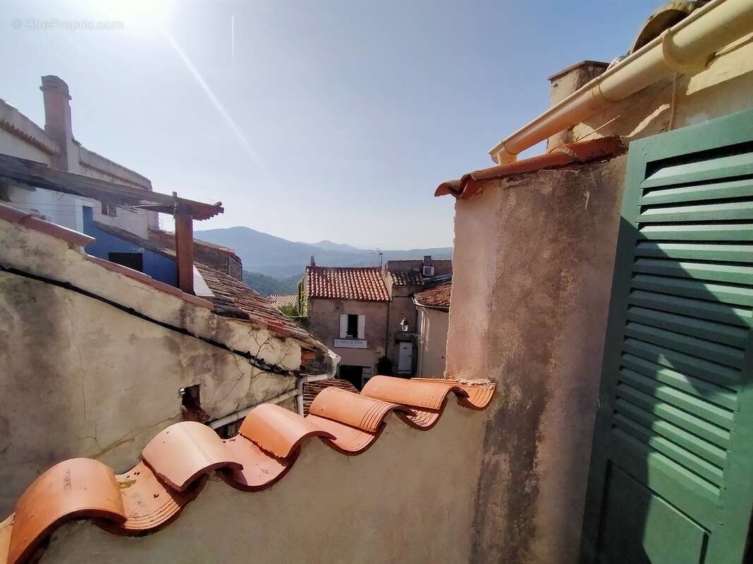 Appartement à LE CASTELLET