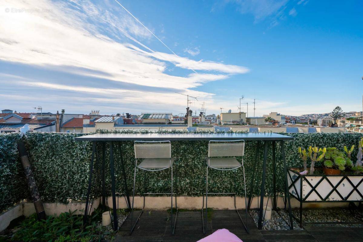 Appartement à NICE