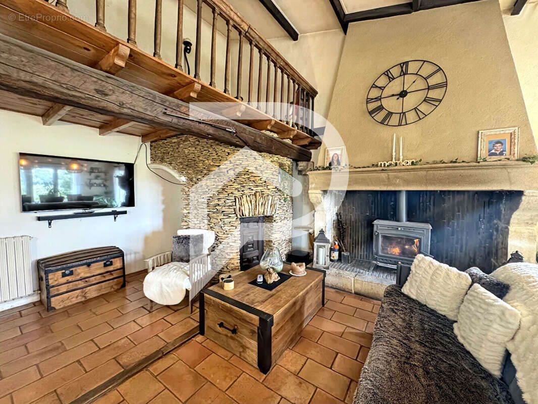 Maison à ARAMON