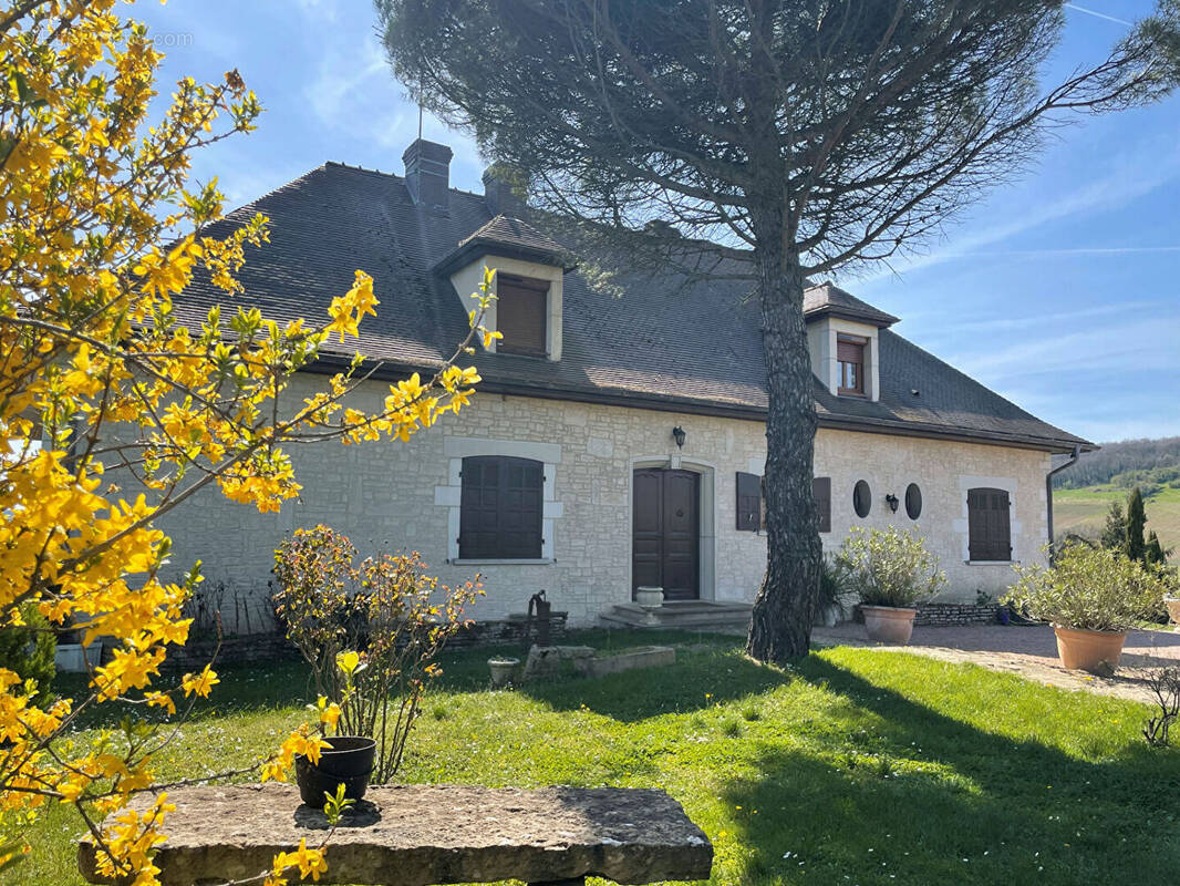 Maison à BUXY
