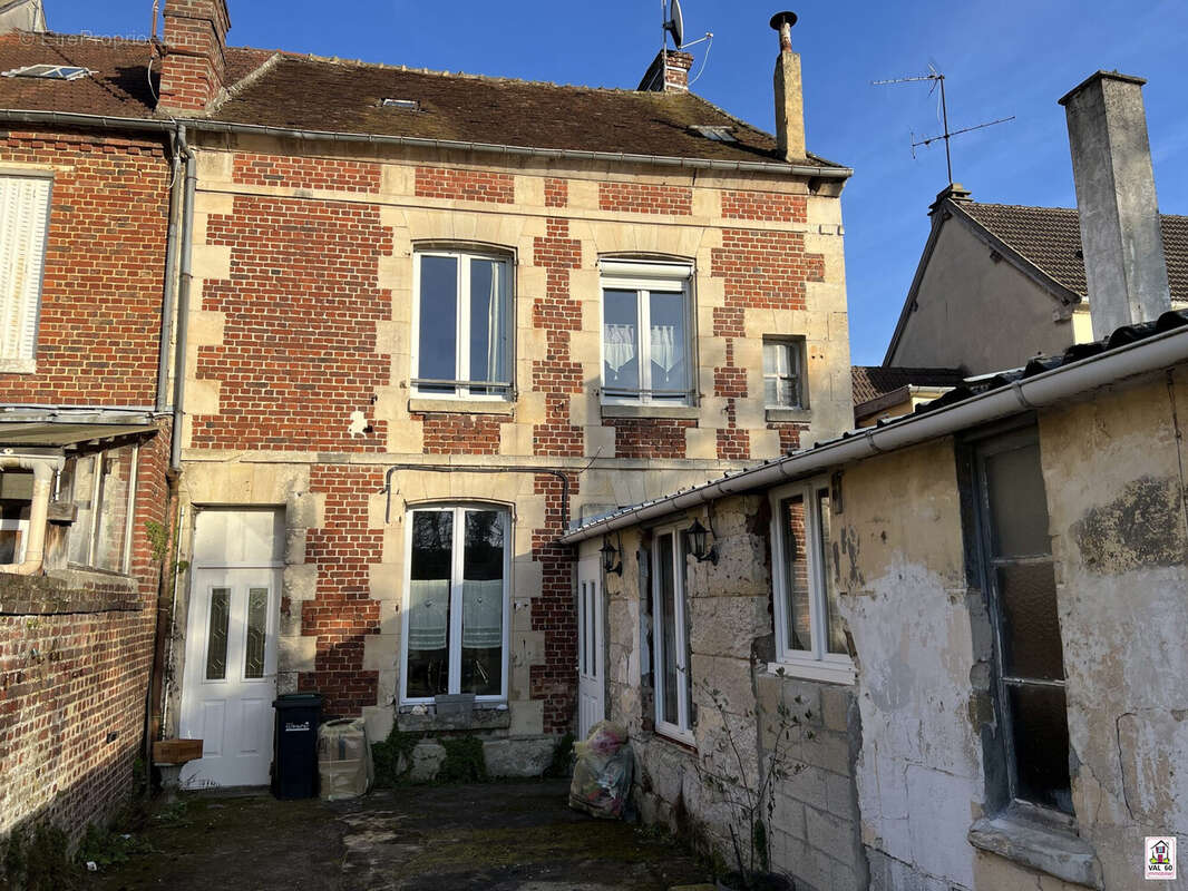 Maison à CLERMONT