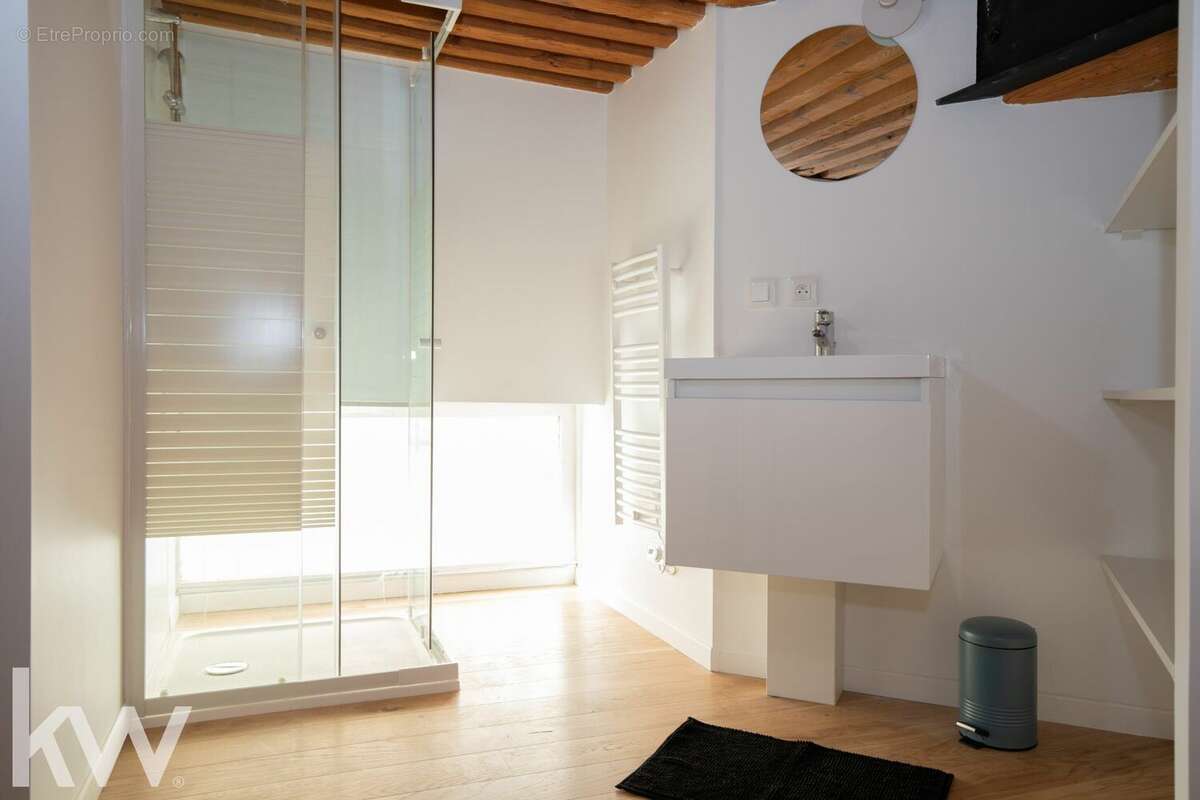 Appartement à LYON-1E