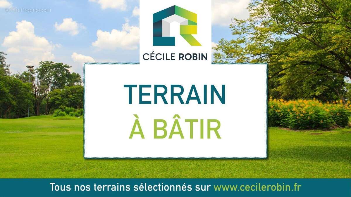 Terrain à UNIEUX