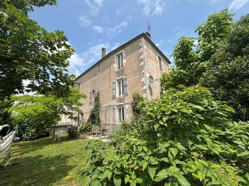 Maison à MONFLANQUIN
