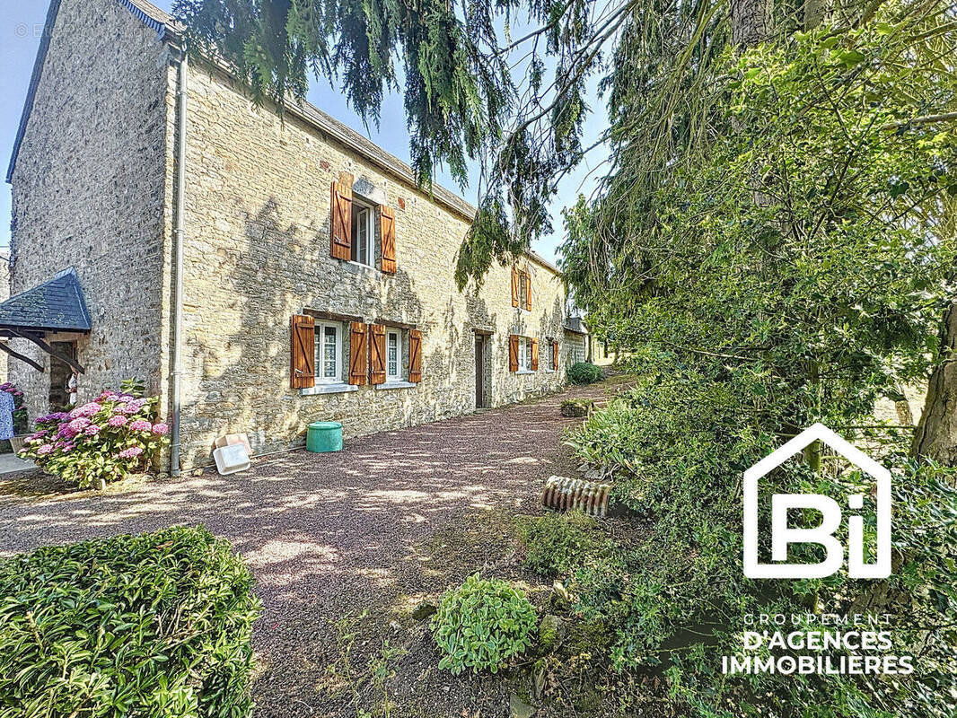Maison à CLECY