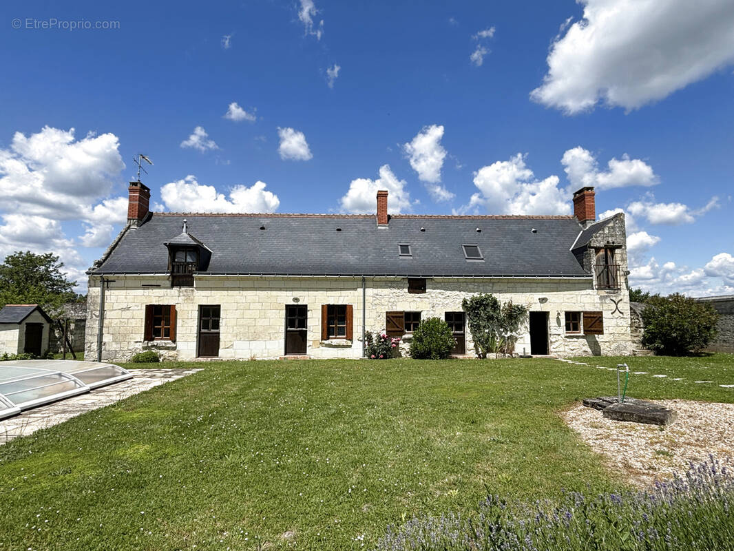 Maison à RESTIGNE