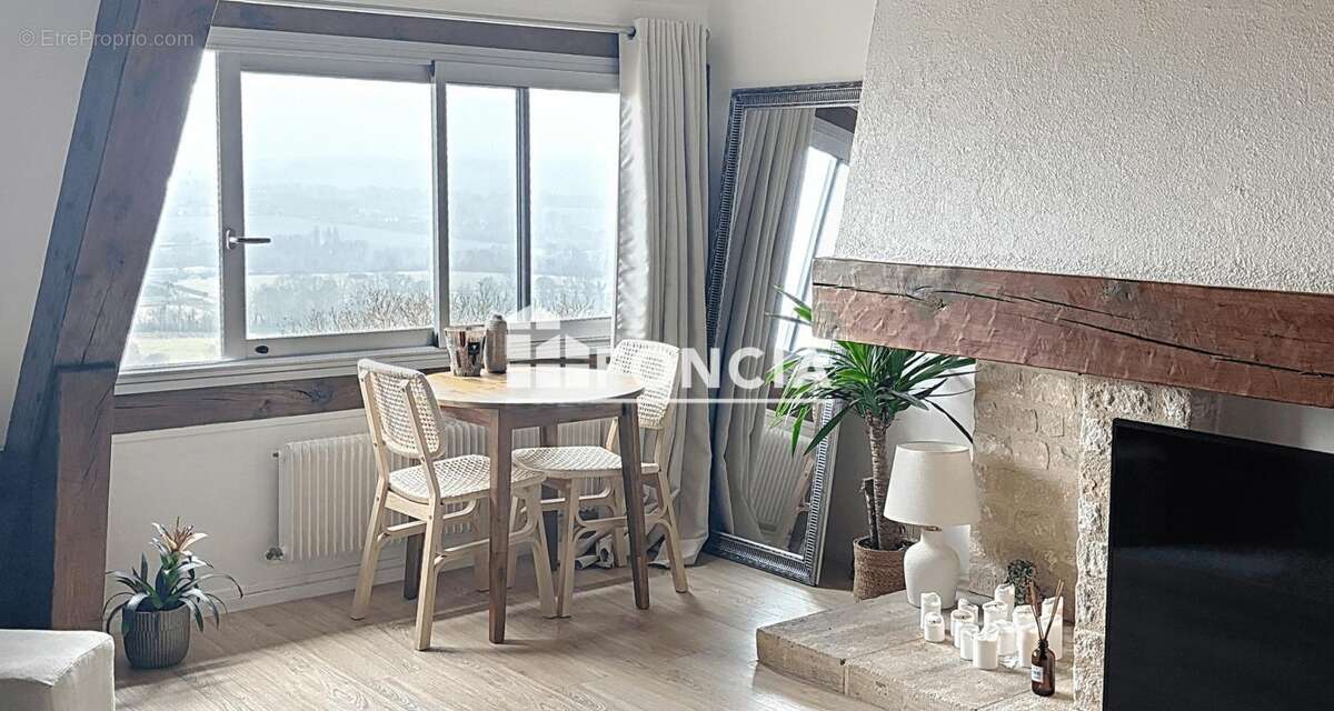 Appartement à TOURGEVILLE