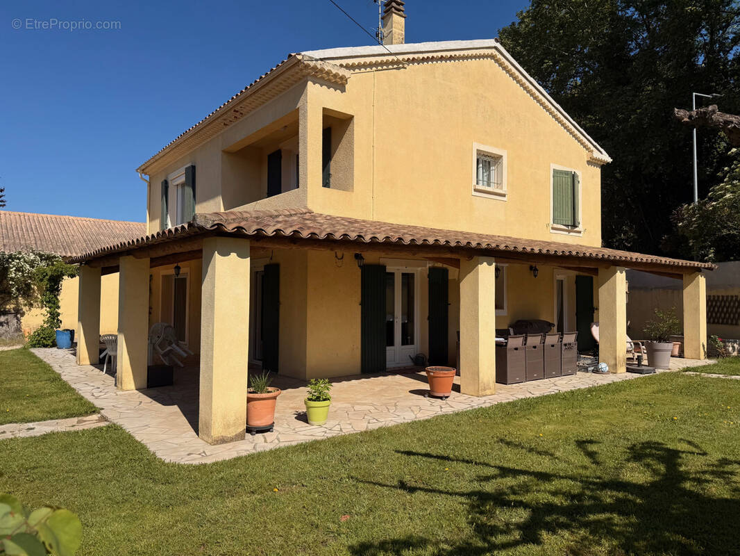 Maison à PERTUIS