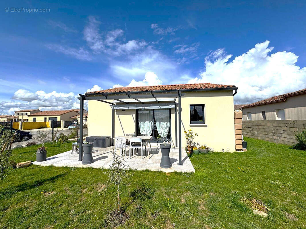 Maison à BOLLENE