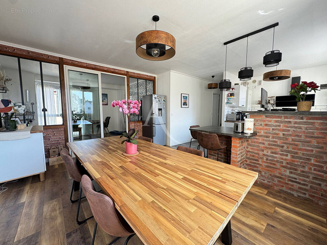Appartement à LAVAL