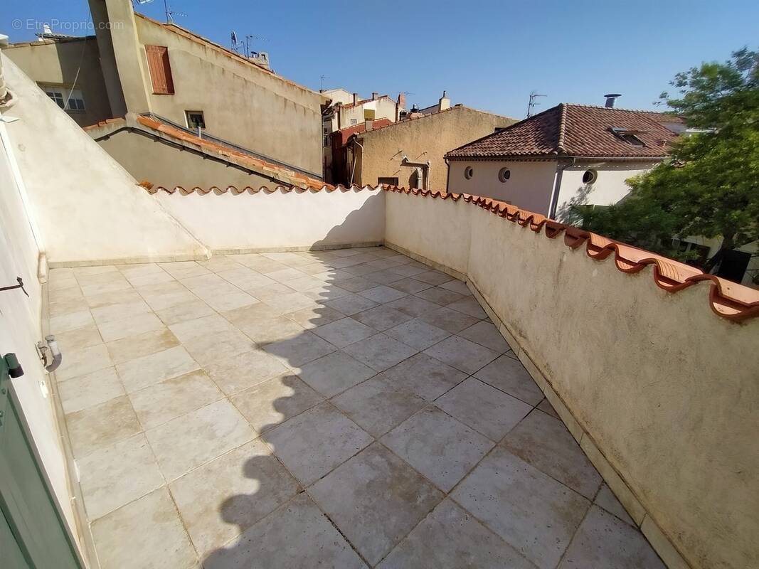 Appartement à LE CASTELLET