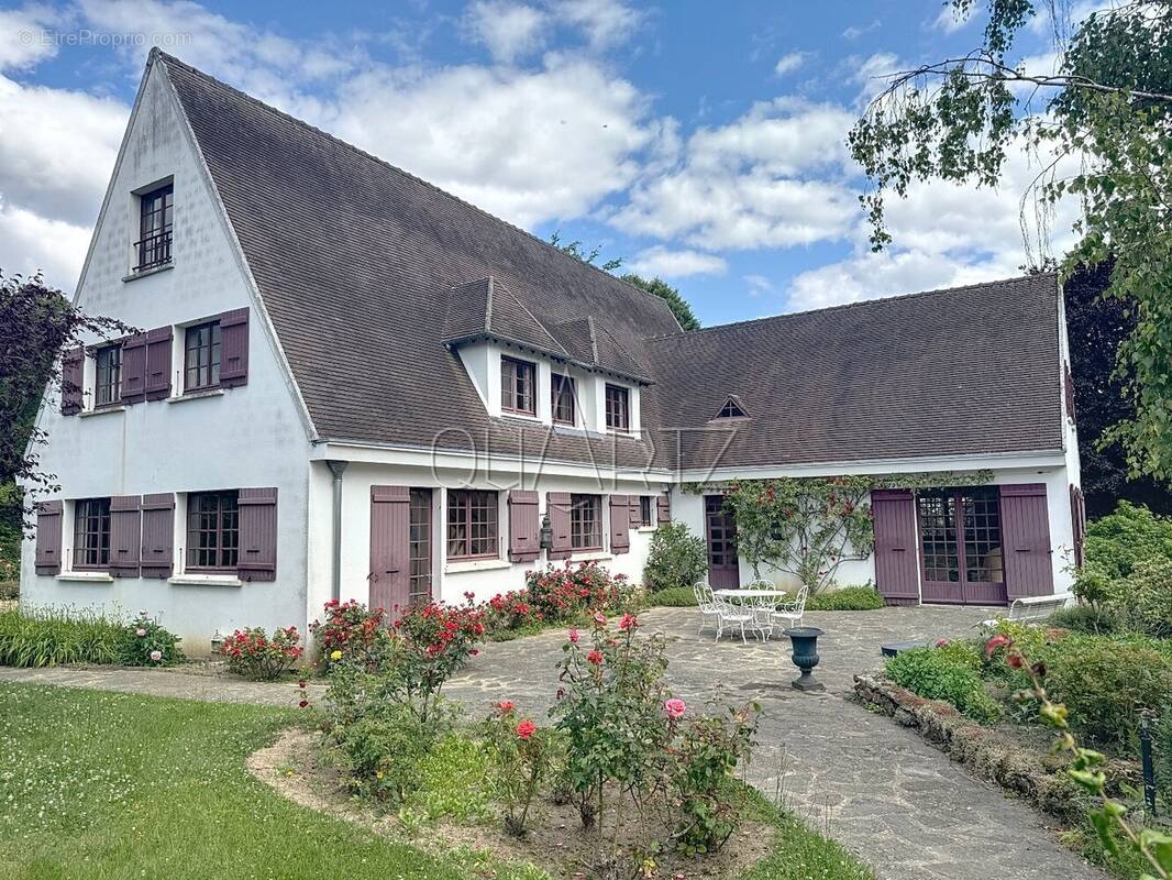 Maison à LE CHESNAY