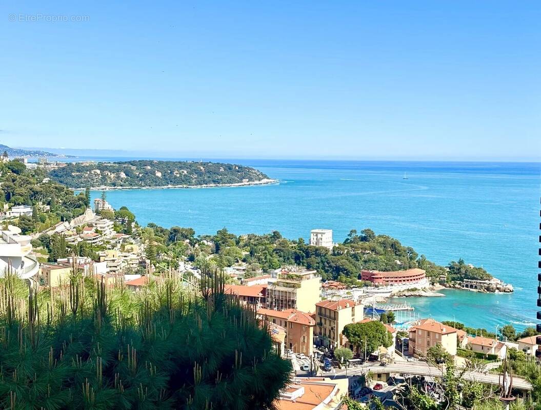 Appartement à BEAUSOLEIL