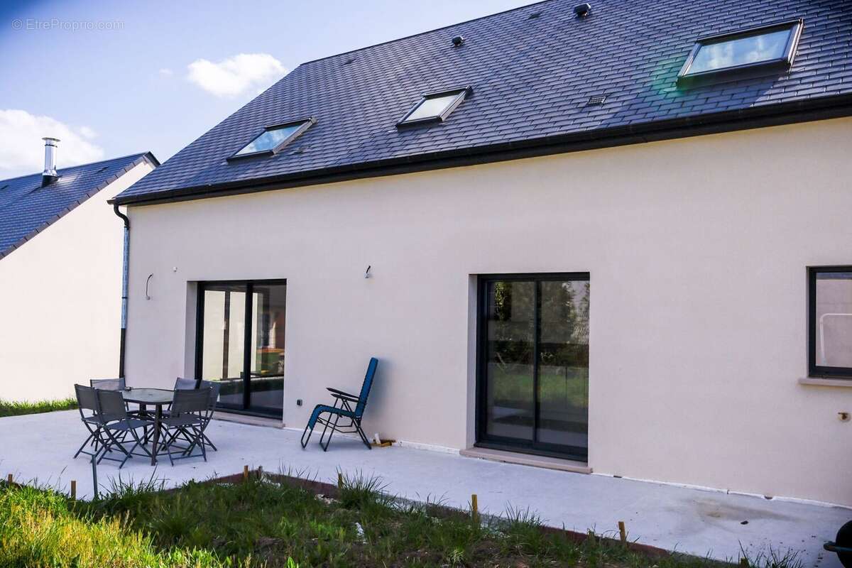 Maison à MARIGNY-LES-USAGES