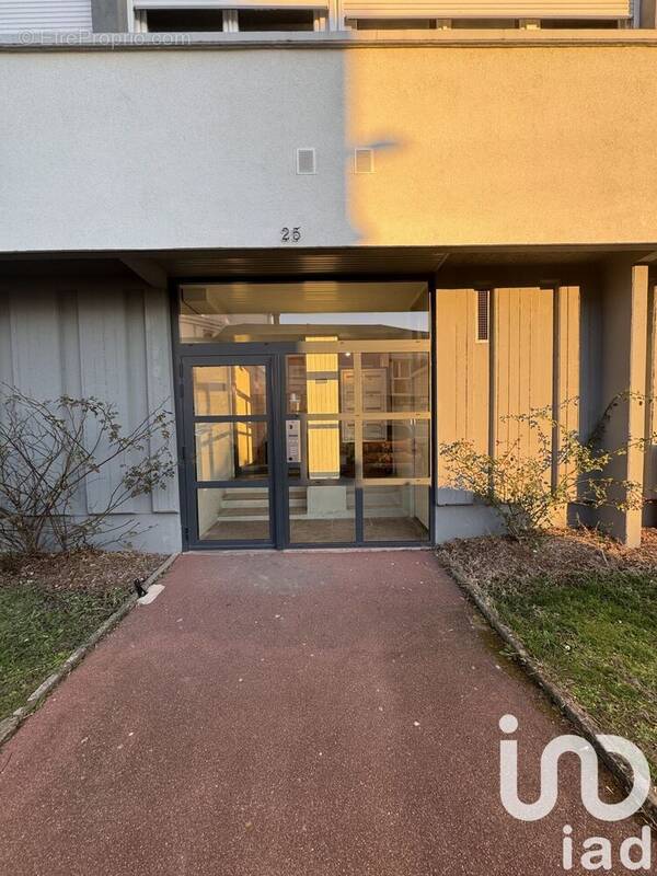 Photo 1 - Appartement à FLEURY-LES-AUBRAIS