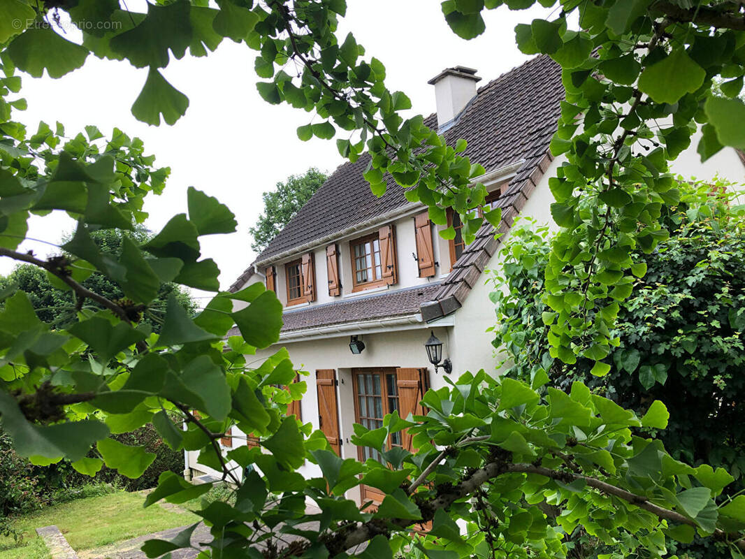 Maison à BUC