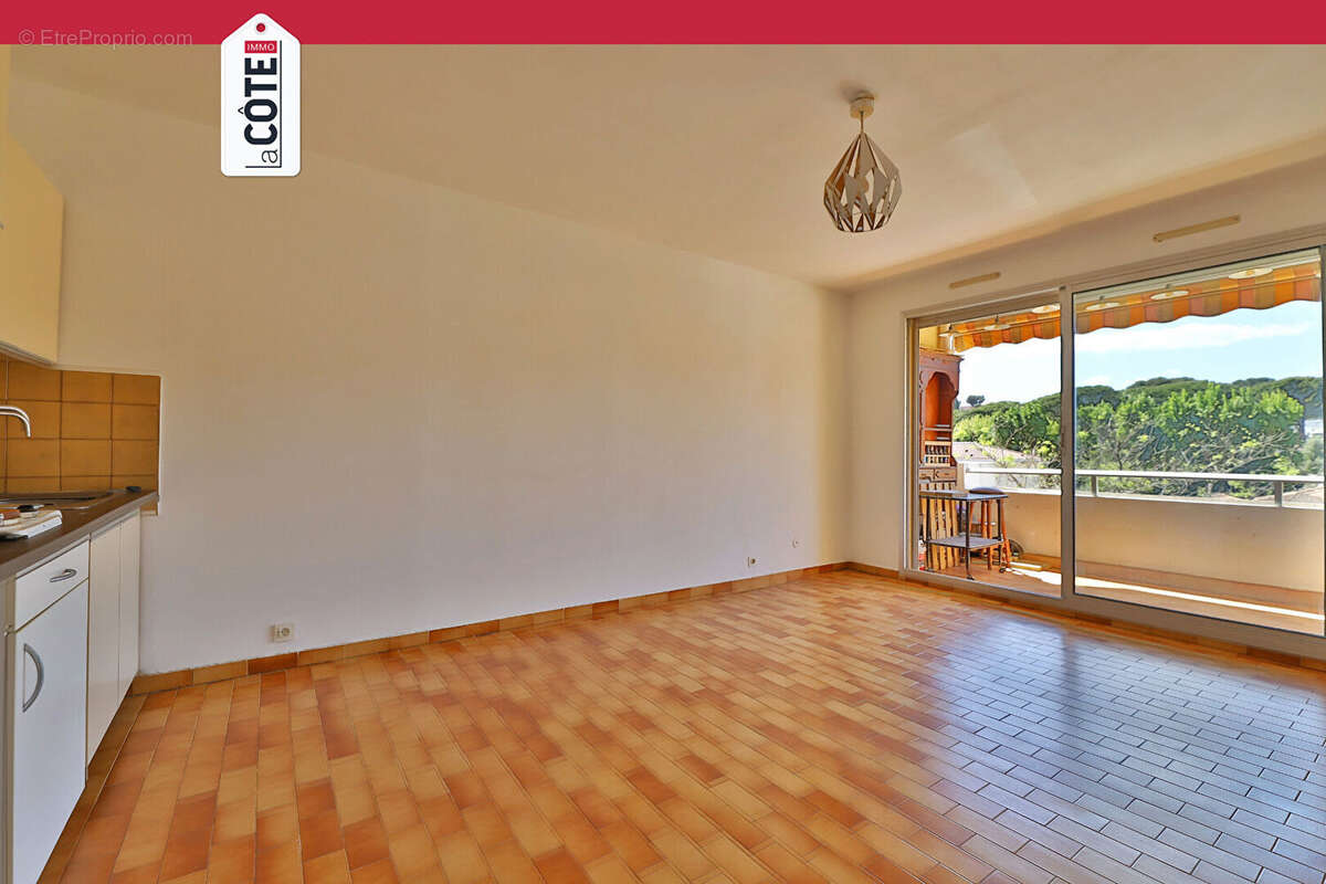 Appartement à CARRY-LE-ROUET