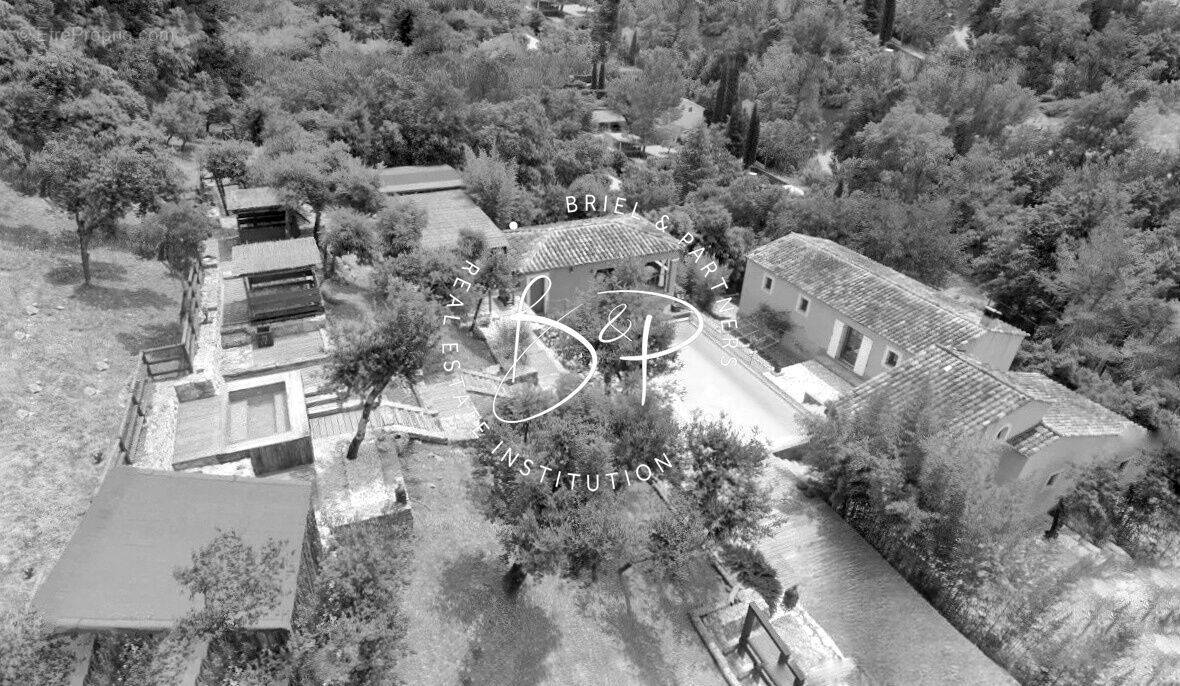 Maison à LORGUES