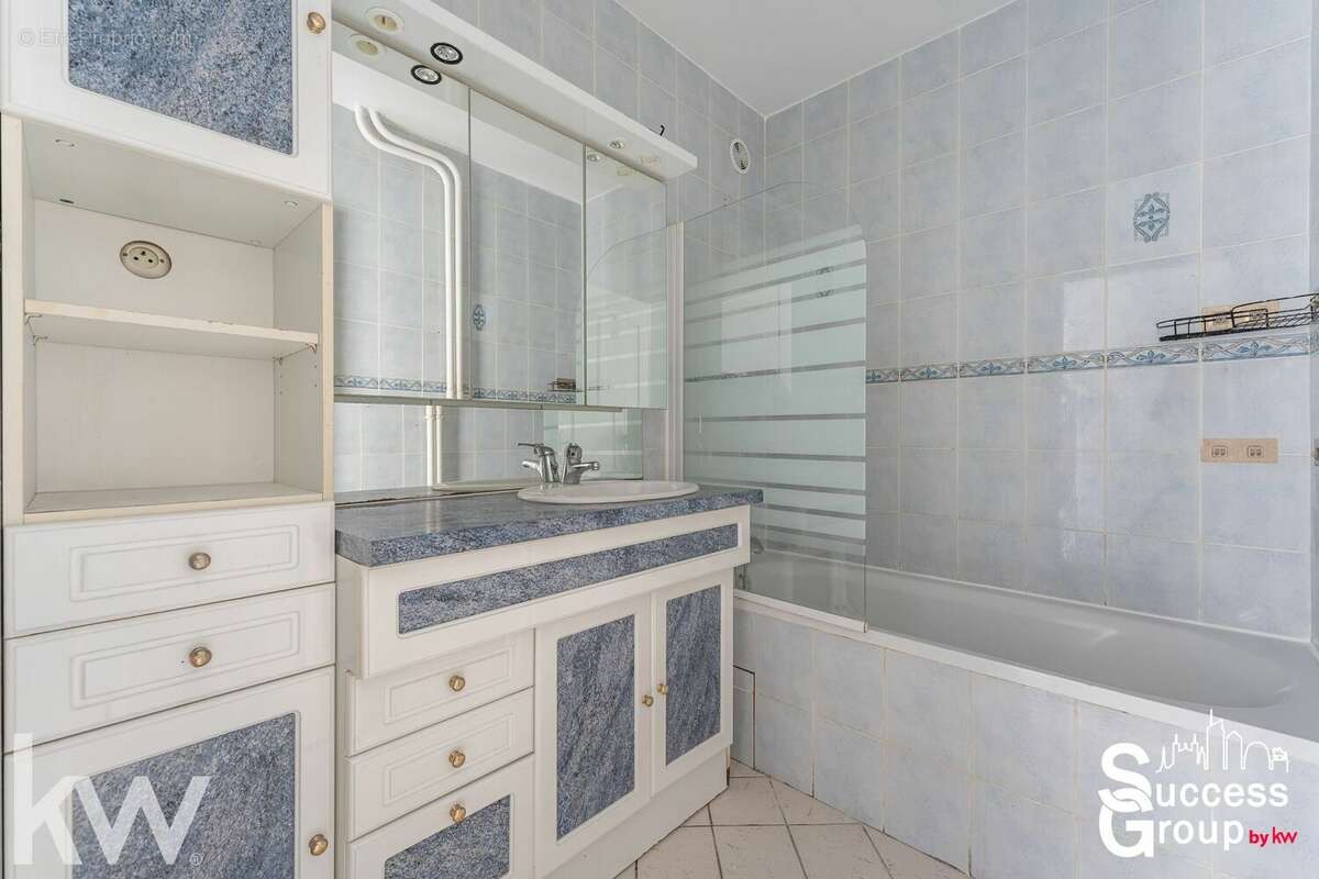 Appartement à LYON-8E