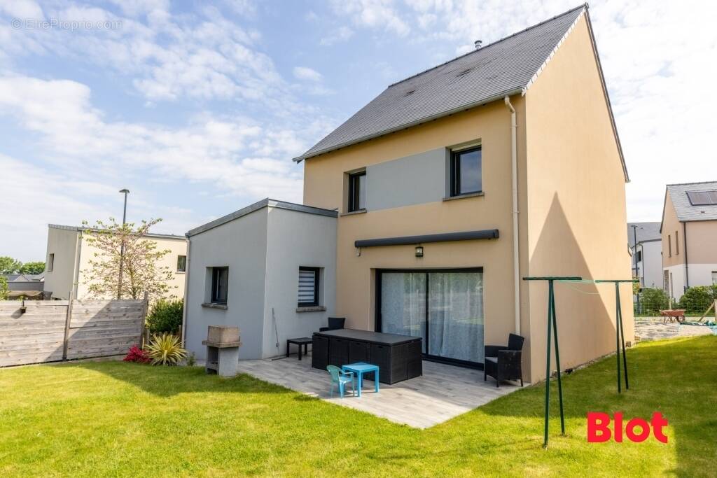 Maison à JANZE