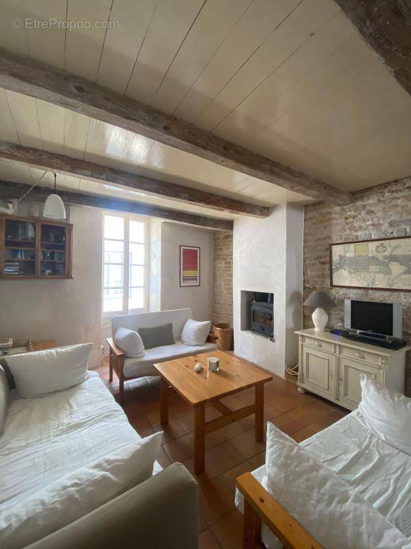 Maison à LES PORTES-EN-RE