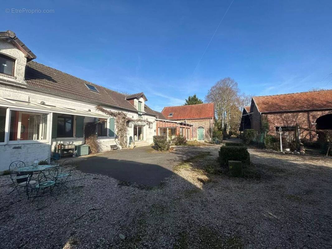 Maison à PERONNE