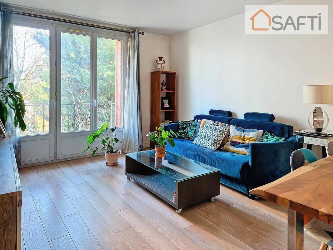 Photo 1 - Appartement à SAINT-MAUR-DES-FOSSES