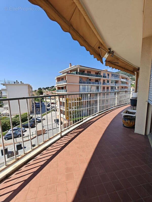 Appartement à LA VALETTE-DU-VAR