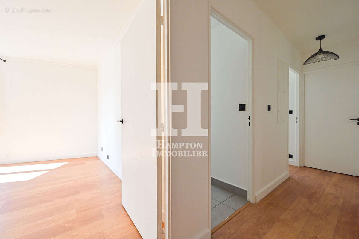 Appartement à PARIS-19E