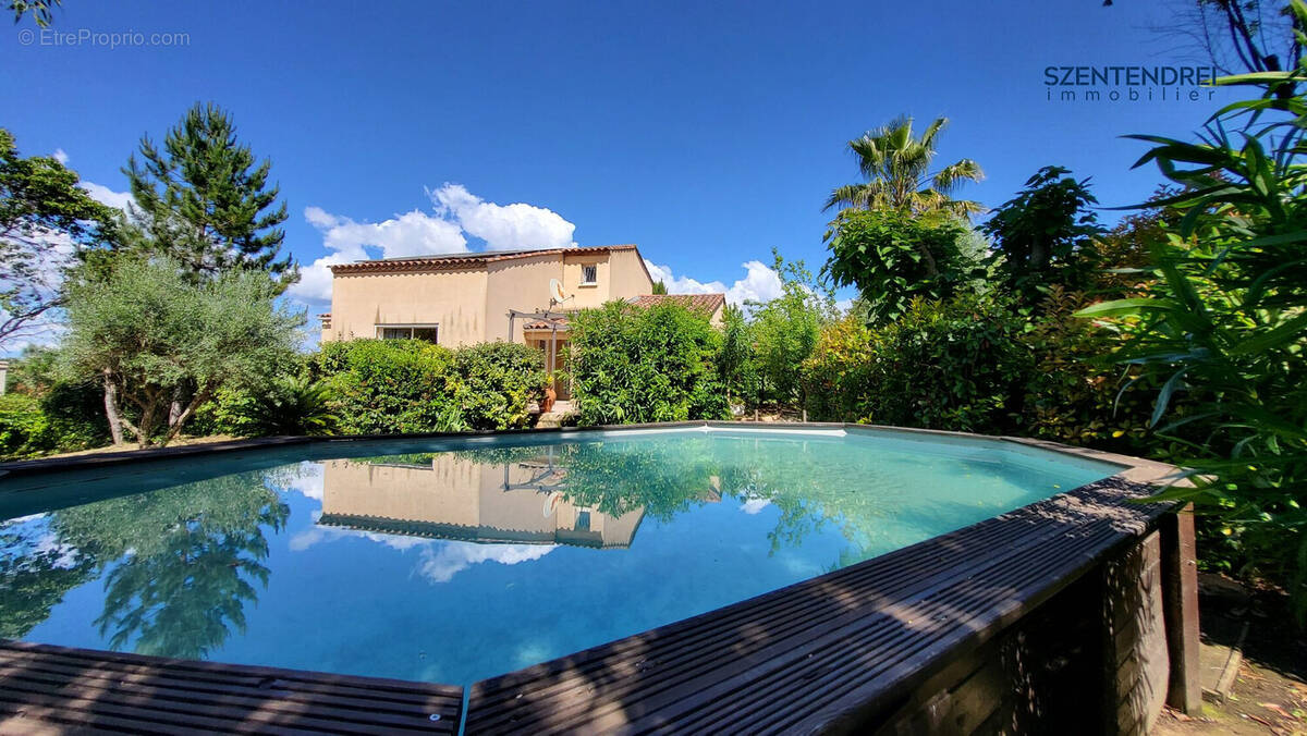 maison à vendre saint séries Szentendrei immobilier - Maison à SAINT-SERIES