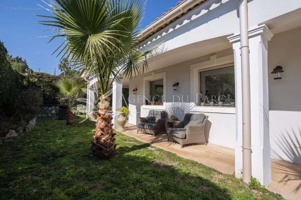 Maison à ANTIBES