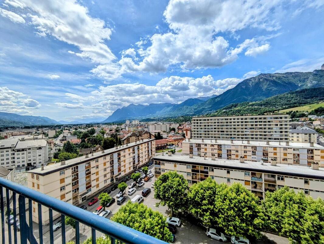 Appartement à ALBERTVILLE