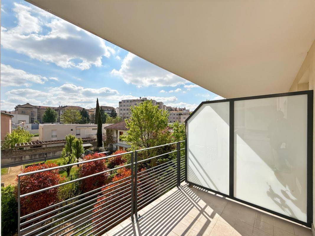 Appartement à LYON-3E