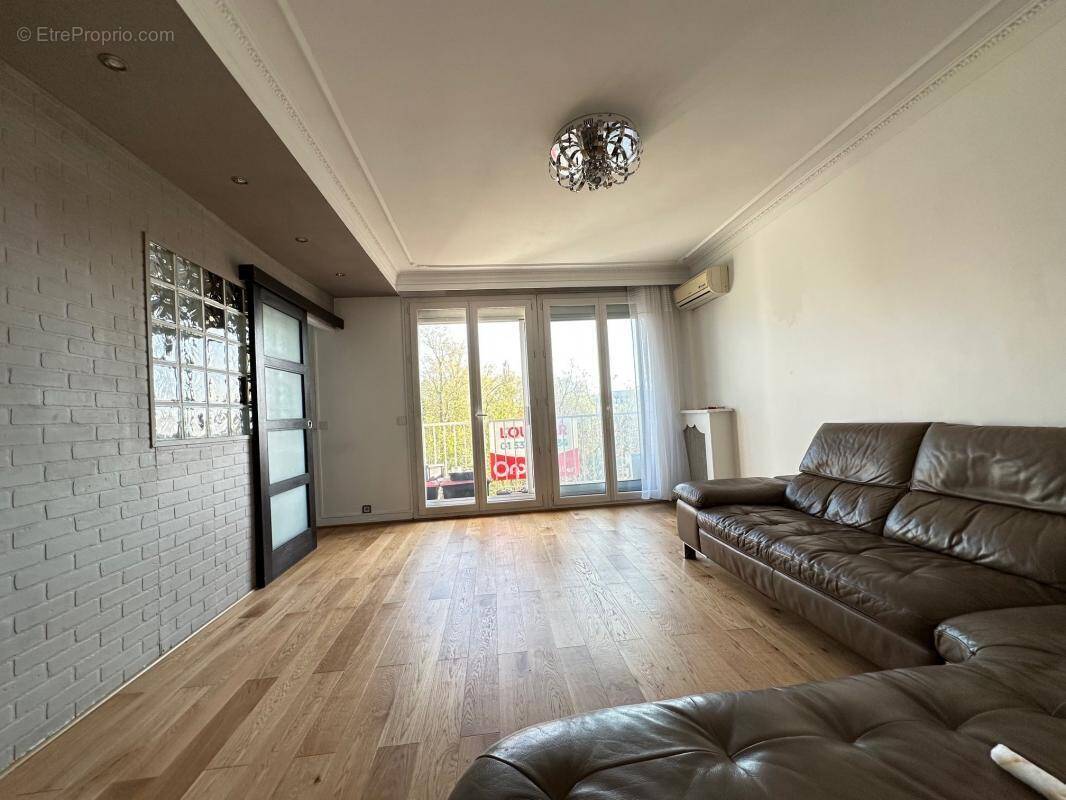 Appartement à SAINT-MAURICE