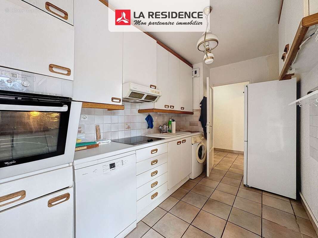 Appartement à SAINT-LAURENT-DU-VAR