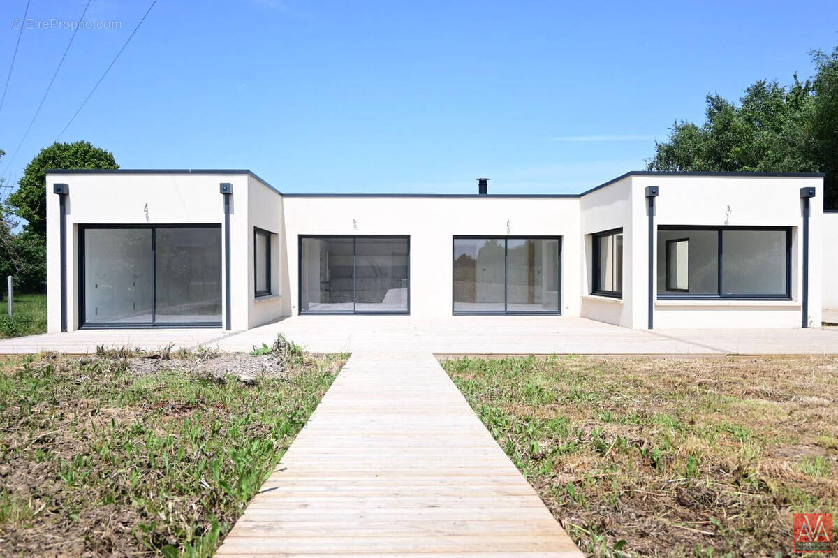 Maison à GRAINVILLE-LANGANNERIE