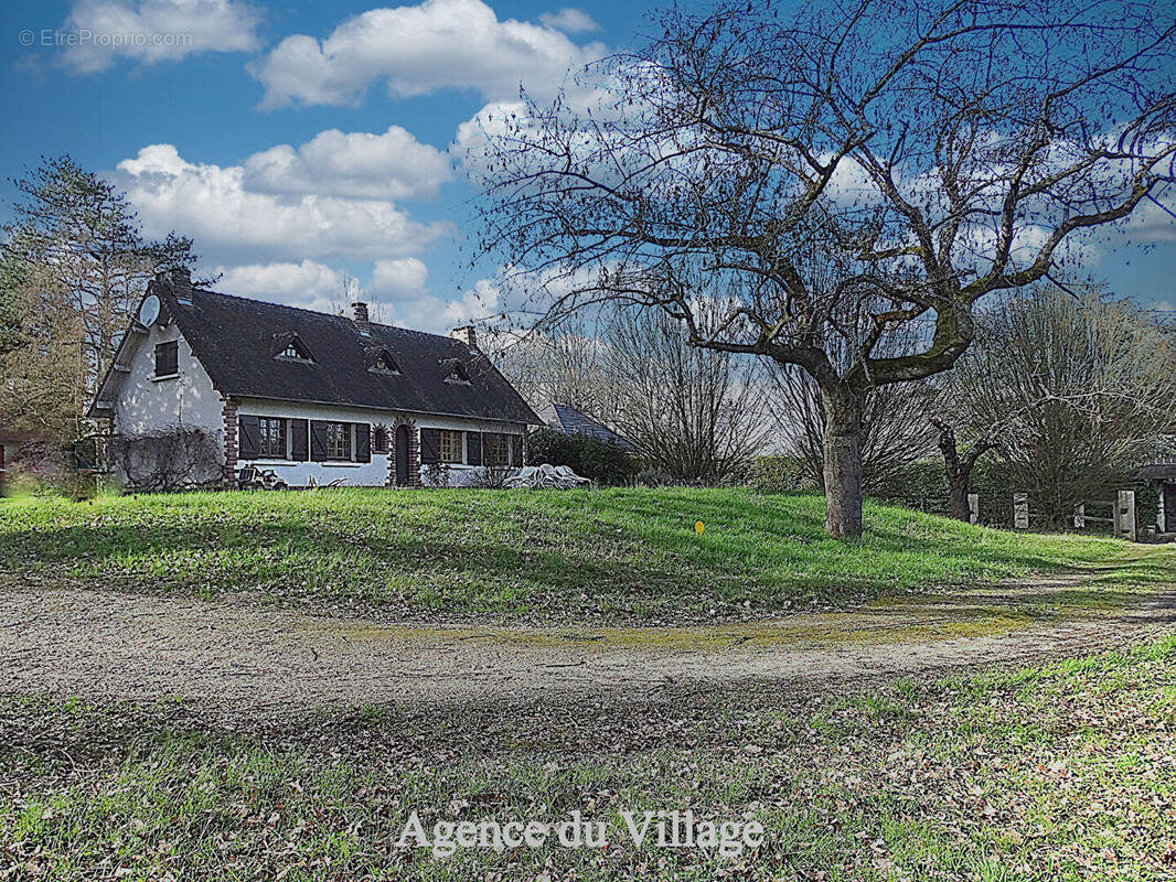 Maison à MAUREPAS