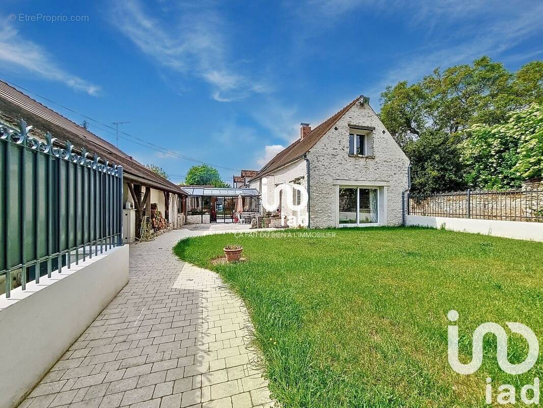 Photo 1 - Maison à ANET