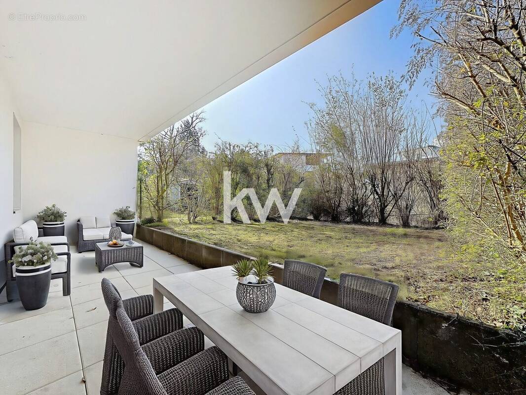 Appartement à PREVESSIN-MOENS
