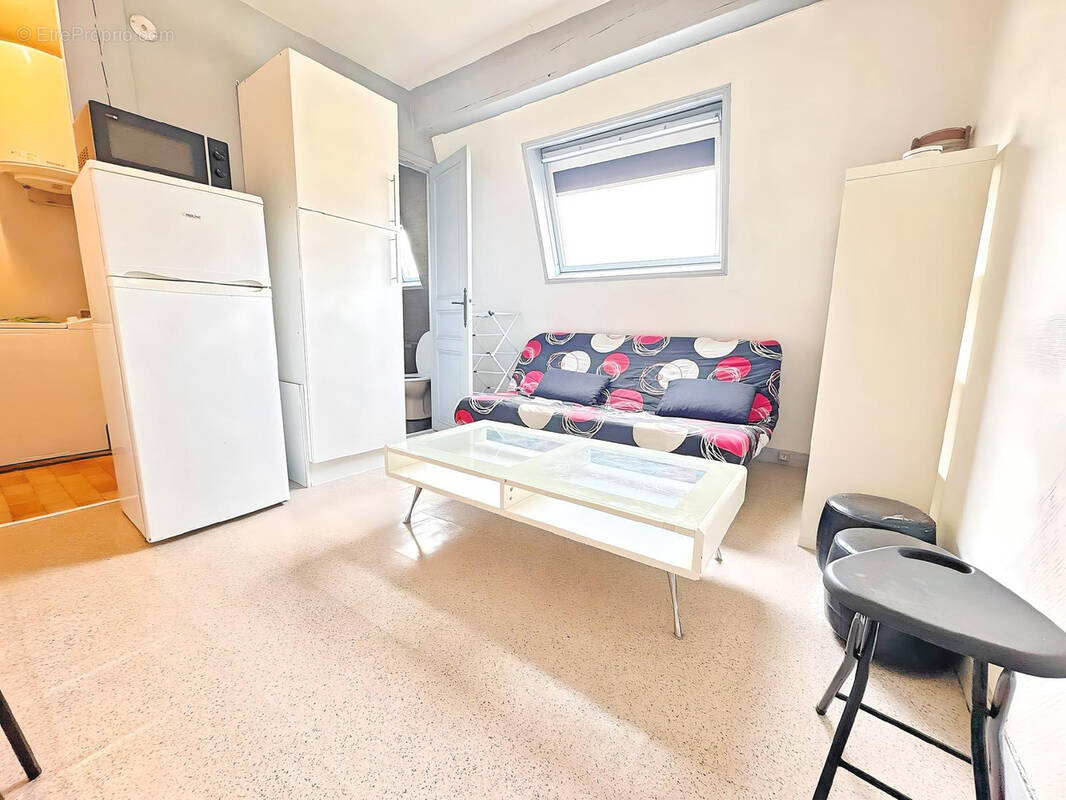 Appartement à PARIS-10E