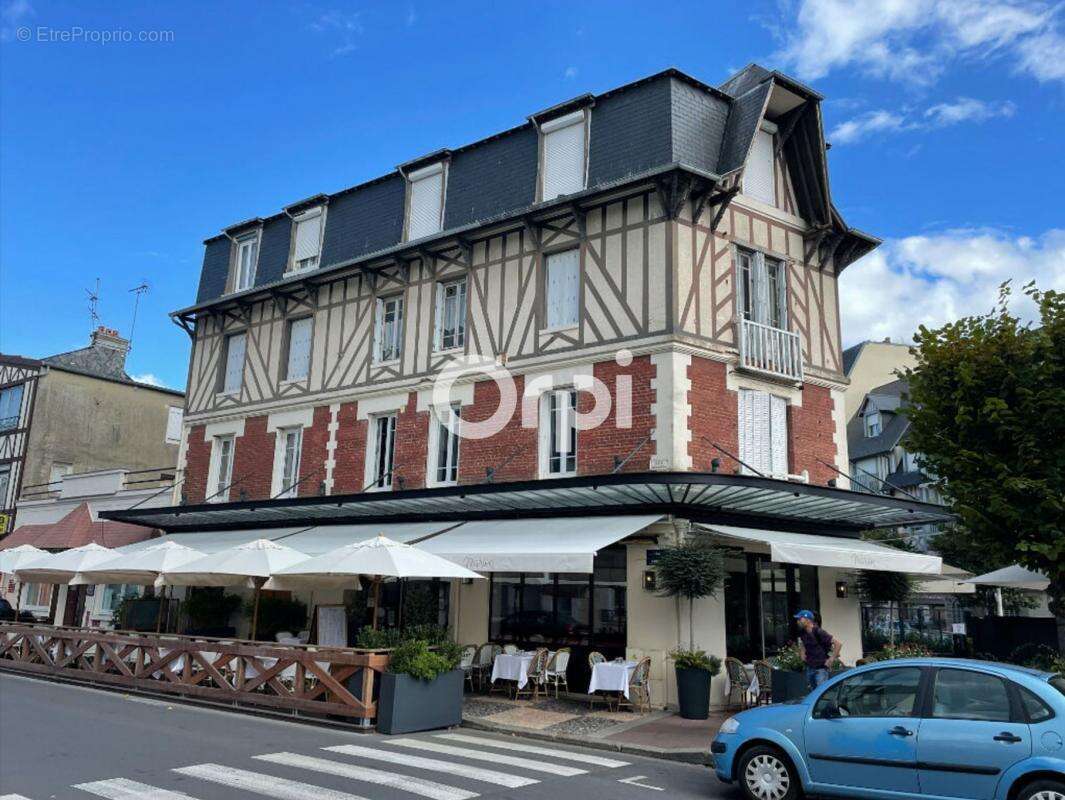 Appartement à DEAUVILLE