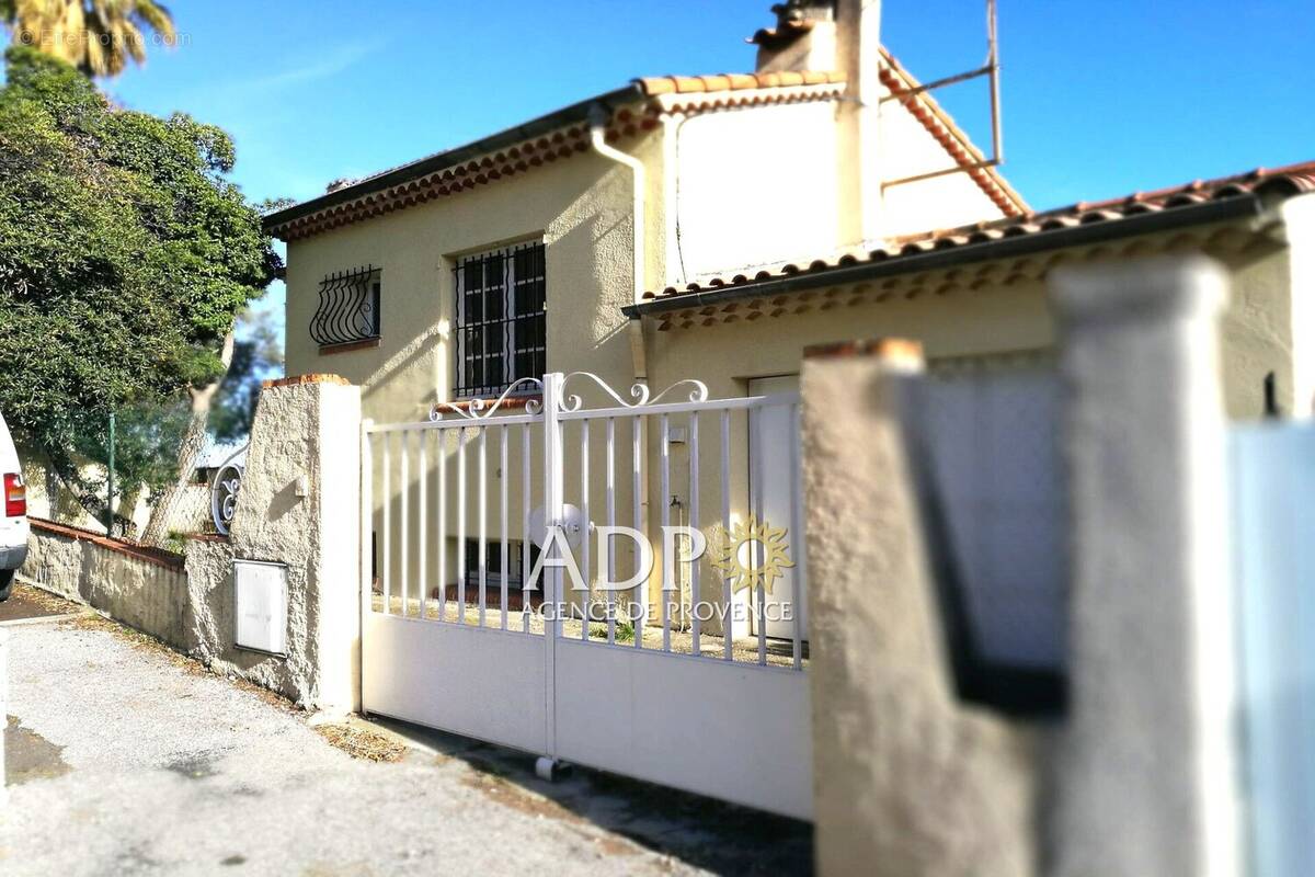 Maison à GRASSE
