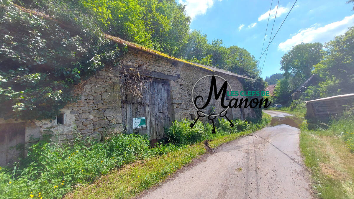 Maison à LAURIERE