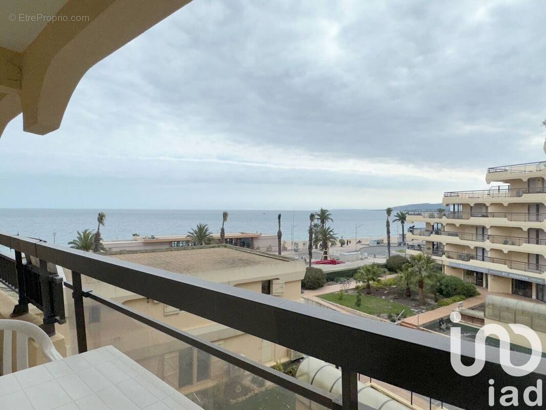 Photo 1 - Appartement à FREJUS