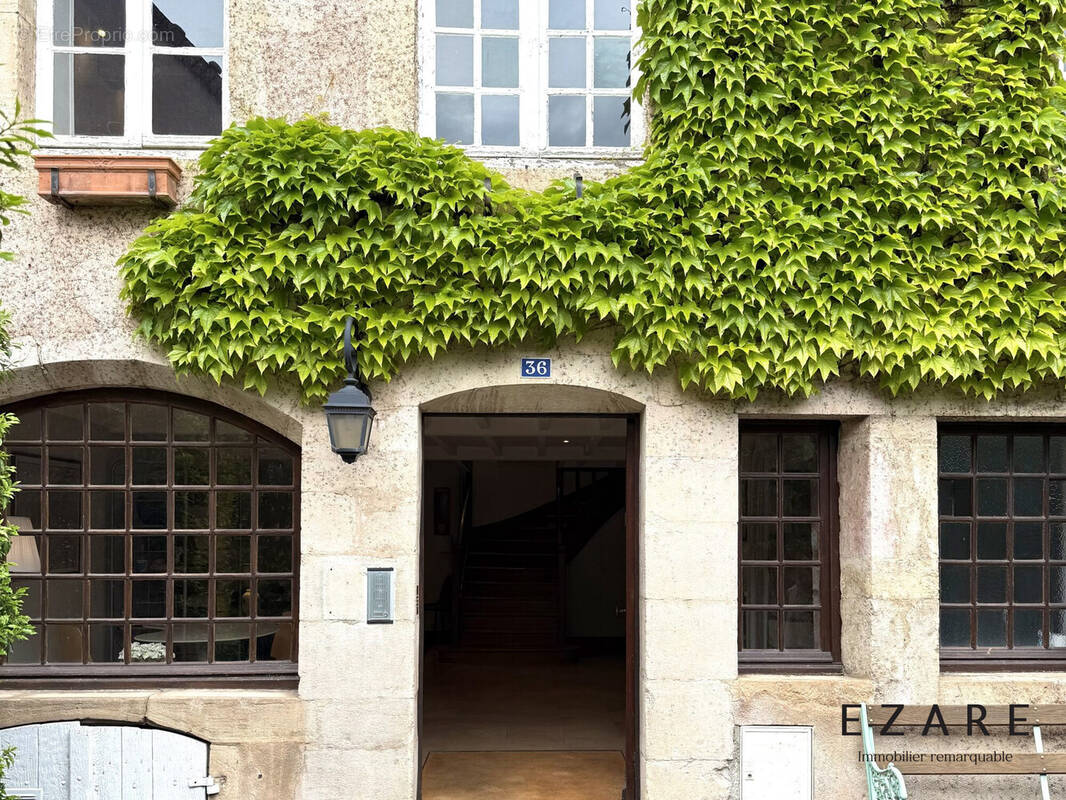 Commerce à BEAUNE