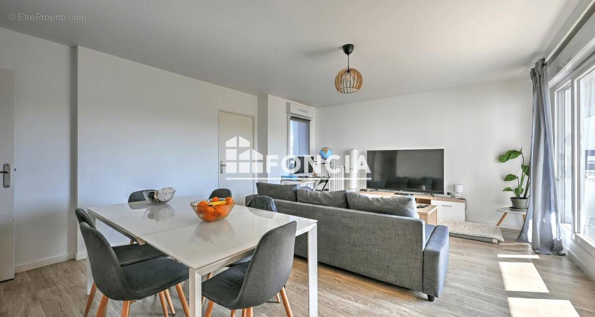Appartement à ELANCOURT