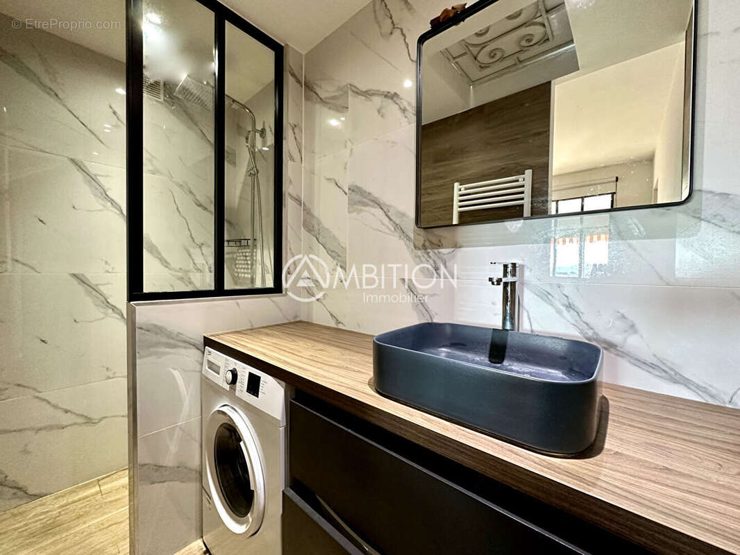 Appartement à LE CANNET